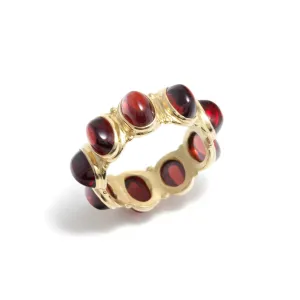 All-Around Ring with Garnets