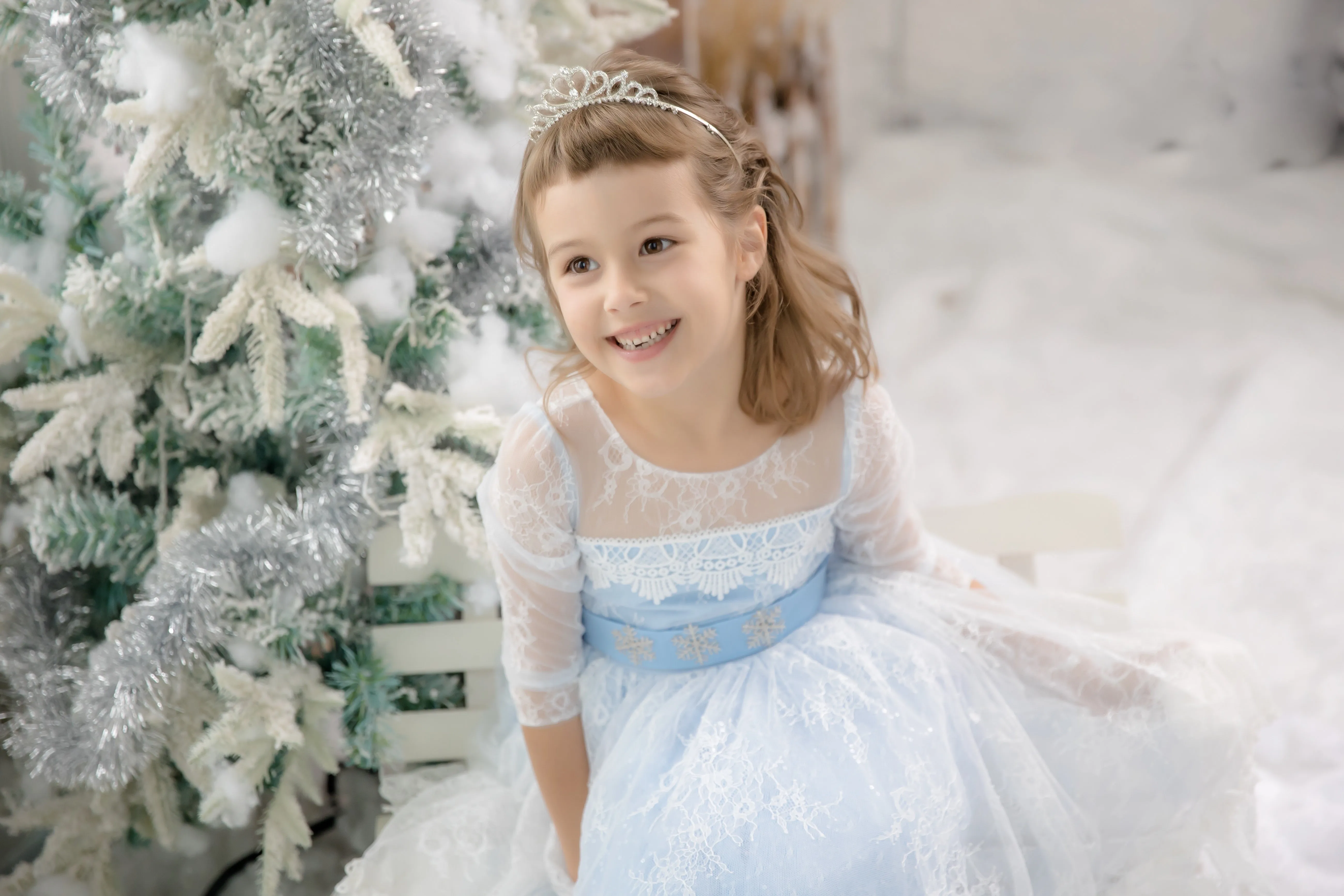 Elsa Long Sleeves Lace Dress (Blue/ Pink/ White)